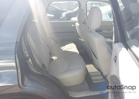 2008 Mercury Mariner V6 from USA, damaged, VIN 4M2CU91108KJ42825